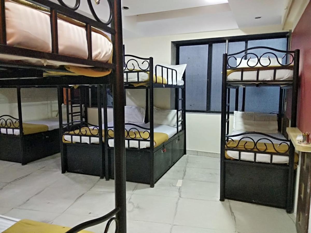 Bandra Dormitory Only For Indian Мумбаи Экстерьер фото