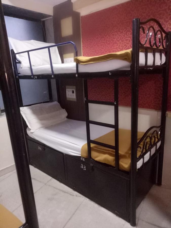 Bandra Dormitory Only For Indian Мумбаи Экстерьер фото
