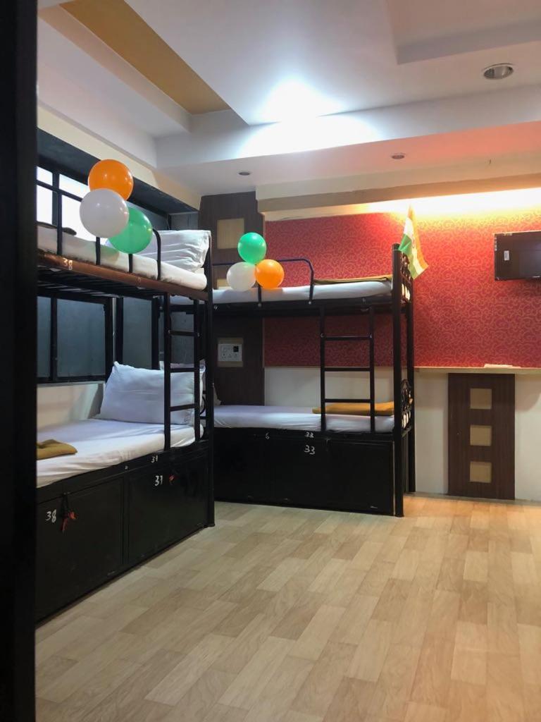 Bandra Dormitory Only For Indian Мумбаи Экстерьер фото