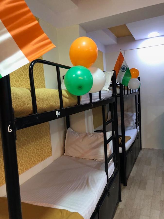 Bandra Dormitory Only For Indian Мумбаи Экстерьер фото