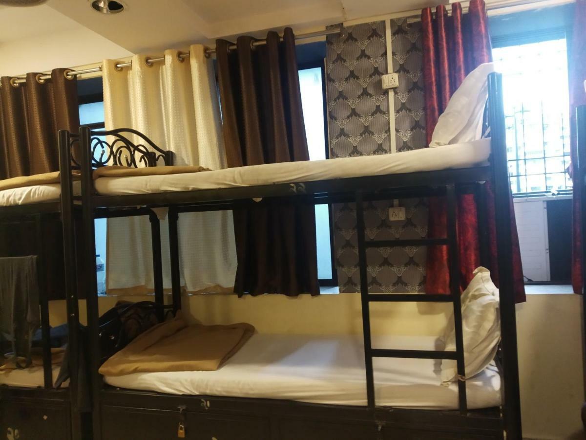 Bandra Dormitory Only For Indian Мумбаи Экстерьер фото